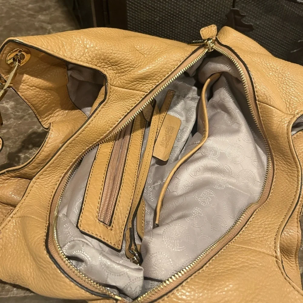 Michael Kors Camel Leather Bag with Gold Hardware - Picture 2 of 5